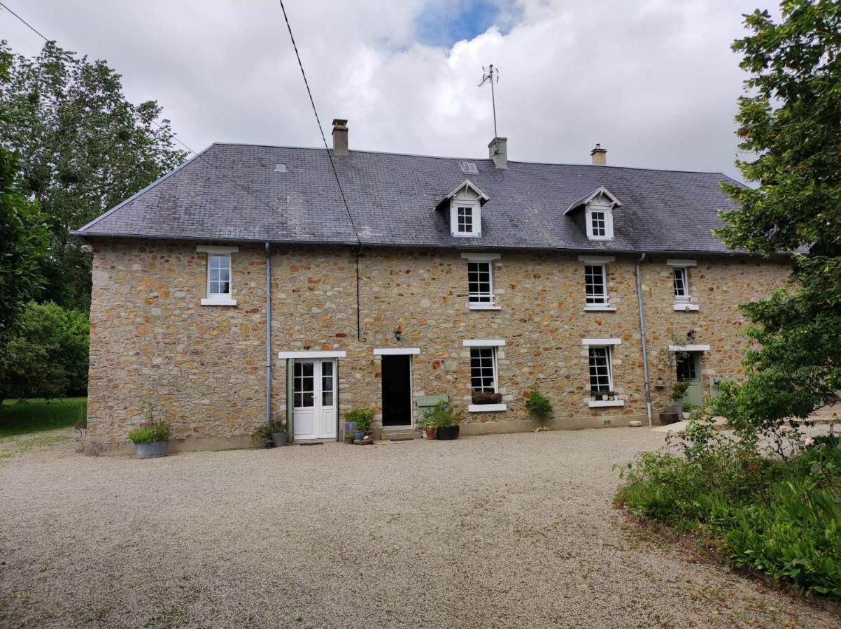 La Maison Des Tilleuls Saint-Germain-Sur-Seves Екстер'єр фото