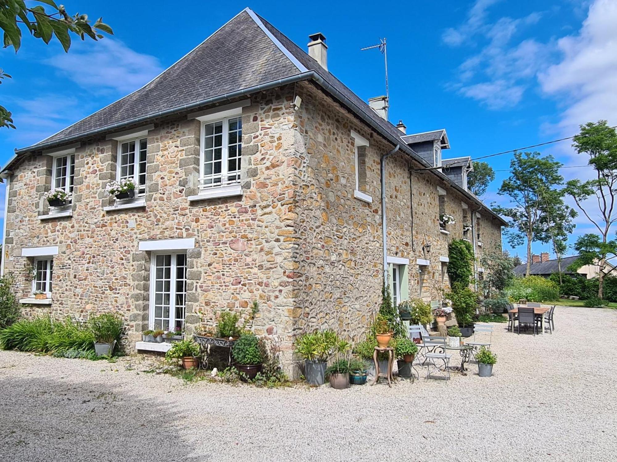 La Maison Des Tilleuls Saint-Germain-Sur-Seves Екстер'єр фото